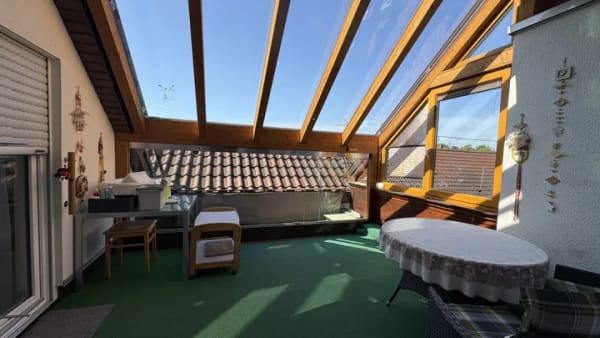 Immobilie in Nordheim - Charmante Obergeschosswohnung mit verglaster Dachterrasse - Bild 0