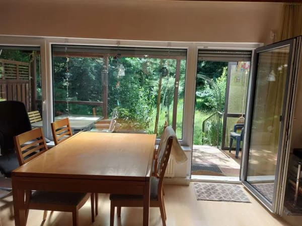 Immobilie in Biberbach - Abkühlung im Grünen: Traumhaftes Waldgrundstück & Wohlfühloase (Wochenendhaus/Freizeitgrundstück) - Bild 2