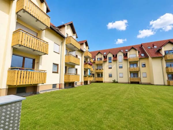 Immobilie in Burglengenfeld - Kompakt, gepflegt, sofort verfügbar – 1-Zimmer-Eigentumswohnung mit Stellplatz - Bild 0