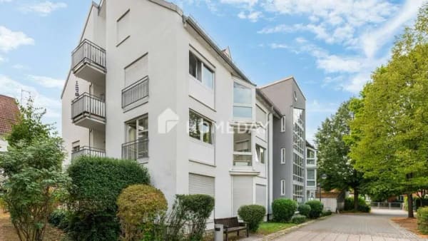 Immobilie in Weinsberg - Charmante 1-Zimmer-Wohnung mit Aufzug, Erker, Einbauküche & 1 TG-Stellplatz in Weinsberg - Bild 2