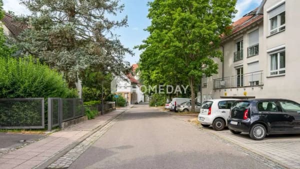 Immobilie in Weinsberg - Charmante 1-Zimmer-Wohnung mit Aufzug, Erker, Einbauküche & 1 TG-Stellplatz in Weinsberg - Bild 3