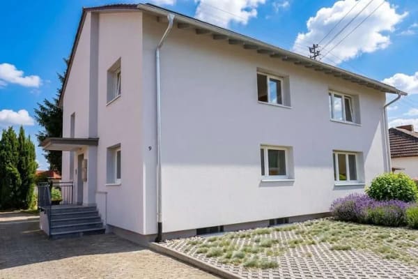 Immobilie in Eschbach - Für Generationen! Energetisch modernisiertes 2-Familienhaus auf 1.048 m² Grundstuck in Eschbach - Bild 0