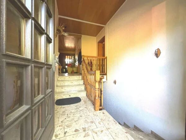 Immobilie in Üdersdorf - Ruhiges Einfamilienhaus mit großem Grundstück und Kamin in Üdersdorf bei Daun - Bild 2