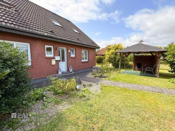 Immobilie in Schacht-Audorf - Drei Einheiten, laufende Mieteinnahmen und vielfältige Perspektiven - Bild 1