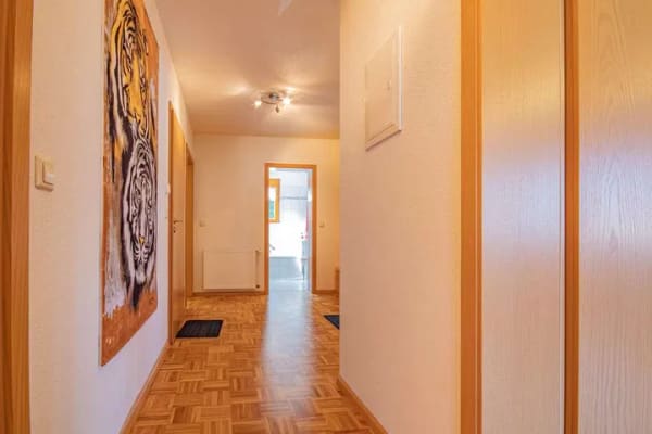 Immobilie in Schluchsee - Großzügige 3-Zimmer Wohnung mit zwei Balkonen in Schluchsee - Bild 2