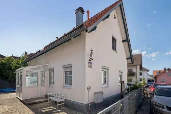 Immobilie in Ottobeuren - Gepflegtes Einfamilienhaus mit Terrasse und pflegeleichtem Grundstück - Bild 1