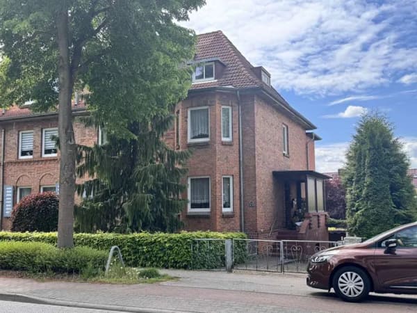 Immobilie in Wismar - Sanierungsbedürftiges 3-Familien-Haus in Wismar zu verkaufen! - Bild 0