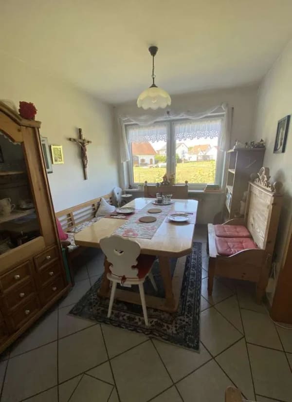 Immobilie in Kühbach - Vermietete 2-Zimmer-Wohnung mit Balkon, Stellplatz &amp; Entwicklungspotenzial - Bild 3