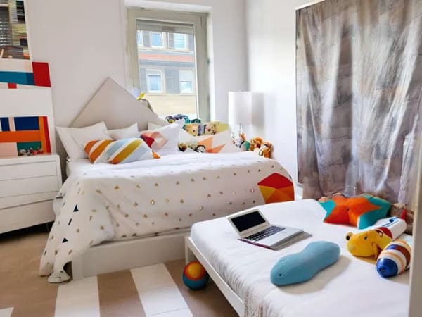 Immobilie in Maulbronn - 3-Zi.-ETW im Herzen von Maulbronn – Altbau mit Potenzial
Zentrale Lage trifft auf individuellen Gest - Bild 4