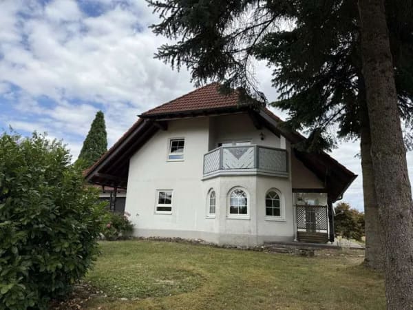 Immobilie in Rosenberg - Einfamilienhaus mit weiterer Ausbaumöglichkeit in ruhiger Lage von Rosenberg - Bild 3
