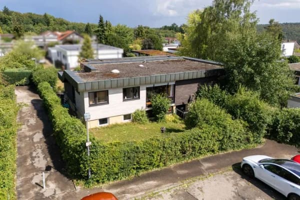 Immobilie in Blaustein - Einzigartige Immobilienkombination – Zwei Bungalows mit Einliegerwohnung - Bild 0