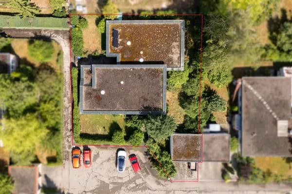 Immobilie in Blaustein - Einzigartige Immobilienkombination – Zwei Bungalows mit Einliegerwohnung - Bild 1
