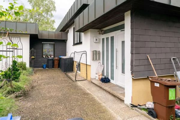 Immobilie in Blaustein - Einzigartige Immobilienkombination – Zwei Bungalows mit Einliegerwohnung - Bild 3