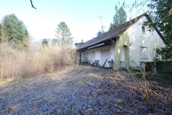 Immobilie in Betzenstein - Doppelhaus auf großzügigem Grundstück in Betzenstein - Idyllisch gelegen - Bild 0