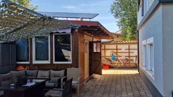 Immobilie in Rennertshofen - Freistehendes Einfamilienhaus mit viel Platz, zwei Balkonen und Photovoltaikanlage - Bild 1