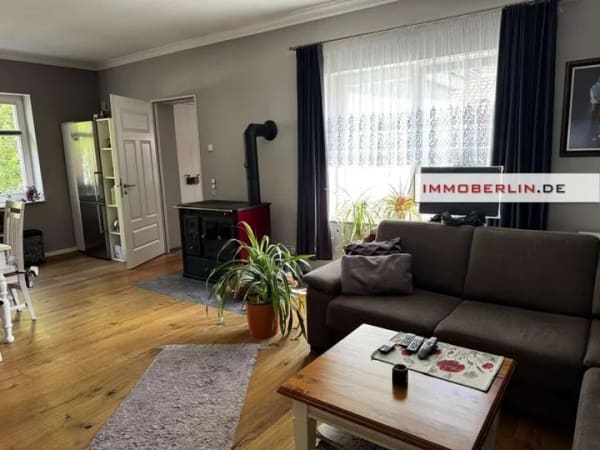 Immobilie in Gransee - IMMOBERLIN.DE - Sehr charmante Wohnung mit Nebengebäude in familienfreundlicher Lage - Bild 3
