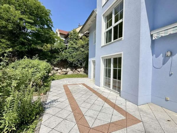 Immobilie in Wörth an der Donau - Ein Haus, zwei Wohnungen, unzählige Möglichkeiten - Bild 2