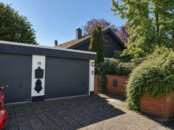 Immobilie in Münster (Hessen) - Großes Einfamilienhaus mit Einliegerwohnung und traumhaftem Garten! - Bild 0