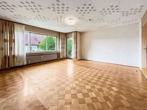 Immobilie in Gelchsheim - Großes Grundstück trifft durchdachtes Wohnen - Bild 1