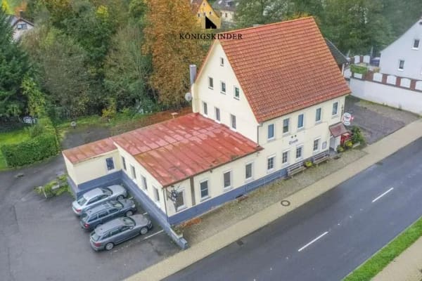 Immobilie in Ebhausen - Grundsolide Kapitalanlage mit 5,6% Renta
Historisches Gastrohaus neu aufgeteilt... - Bild 1