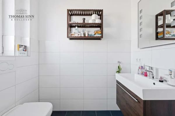 Immobilie in Leingarten - Großzügige Doppelhaushälfte  mit Einliegerwohnung in ruhigem Wohngebiet - Bild 2