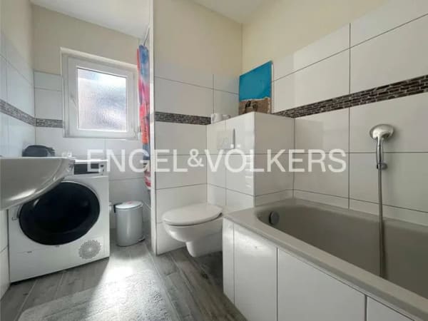 Immobilie in Selters (Taunus) - 5,6% Rendite: Vermietetes EFH in ruhiger Lage - Bild 3