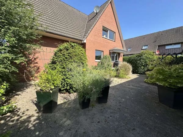 Immobilie in Beckdorf - Großzügiges Zuhause in schöner Lage - Bild 1