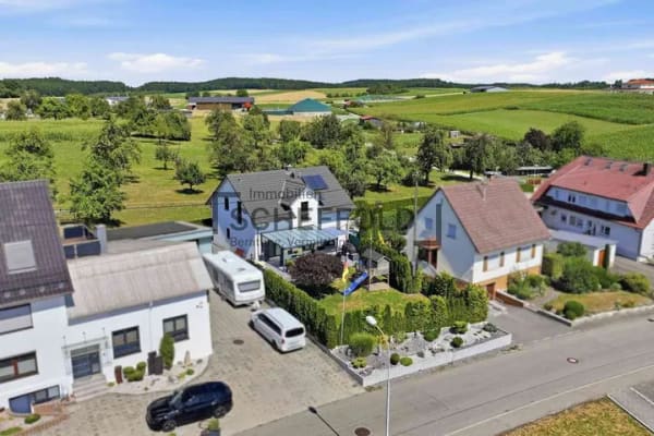 Immobilie in Unterstadion - Einziehen und Wohlfühlen! Modernes Einfamilienhaus in ruhiger Wohnlage mit Sonnenterrasse & Garten - Bild 2