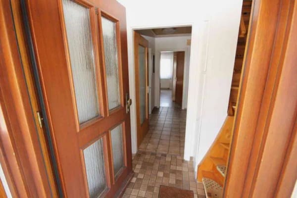 Immobilie in Geislingen - Tolle Gelegenheit! Einfamilienhaus mit Garage u.  ELW am Ortsrand zu einem fairen Preis! - Bild 1