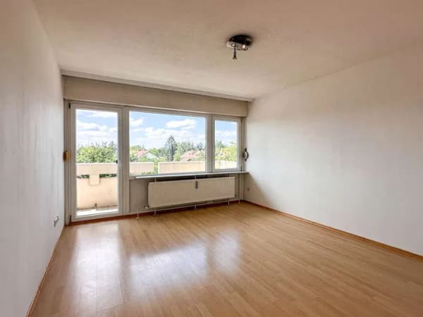 Immobilie in Unterhaching - Attraktive 2-Zimmer-Wohnung mit Balkon und Tiefgaragenstellplatz! - Bild 0