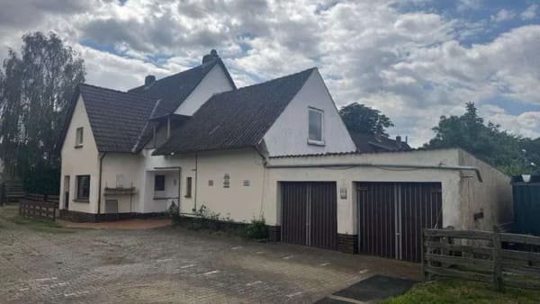 Immobilie in Sassenburg - Gepflegtes Ein/Zwei Familienhaus in Grußendorf - Bild 2