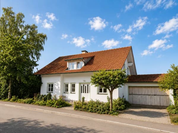 Immobilie in Geisenhausen - Großzügiges Einfamilienhaus in Geisenhausen  - Bild 0