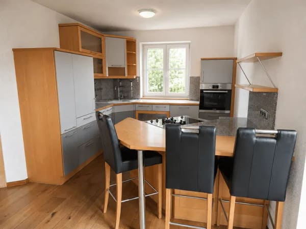 Immobilie in Geisenhausen - Großzügiges Einfamilienhaus in Geisenhausen  - Bild 3