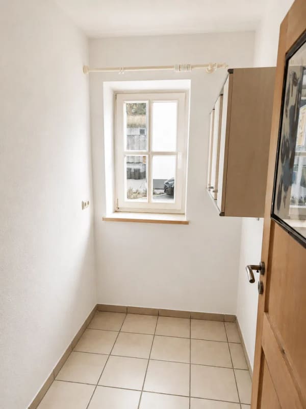 Immobilie in Geisenhausen - Großzügiges Einfamilienhaus in Geisenhausen  - Bild 4