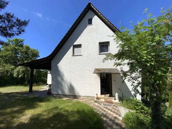Immobilie in Schwarzenfeld - Wohnhaus mit zwei Wohnungen - Bild 1