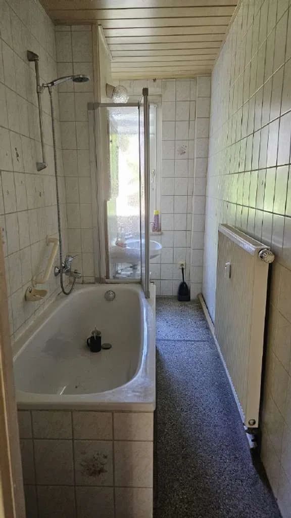 Immobilie in Crimmitschau - Kleine Dreiraumwohnung mit Balkon in schöner Wohnlage! - Bild 4