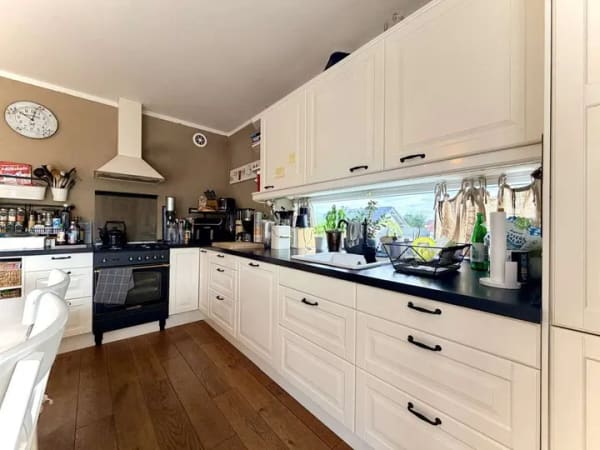 Immobilie in Hebertsfelden - Ein Zuhause zum Wohlfühlen – modernes Einfamilienhaus in
familienfreundlicher Wohnlage - Bild 3