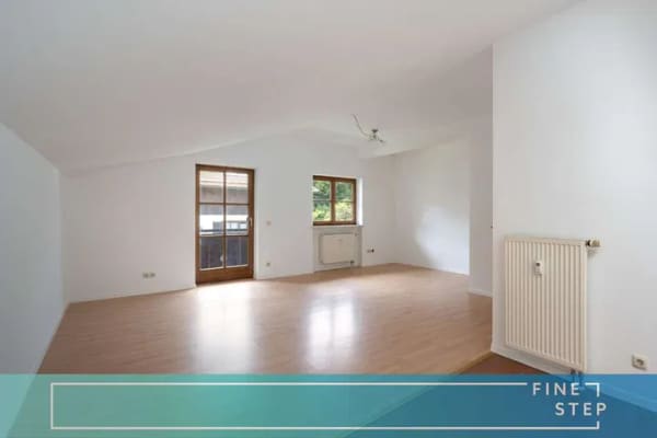 Immobilie in Schleching - Ruhe, Natur und Möglichkeiten: Große Dachgeschosswohnung mit großem Balkon in Schleching - Bild 0