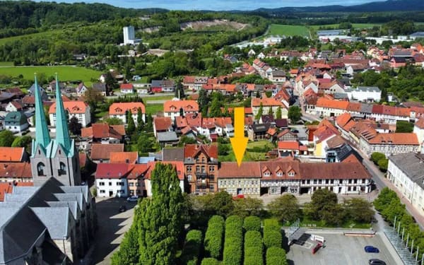 Immobilie in Ellrich - denkmalgeschütztes Mehrfamilienhaus am Markt - Bild 2