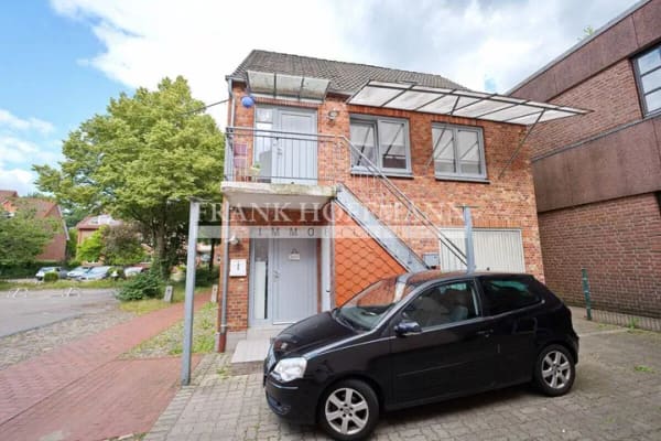 Immobilie in Bad Bramstedt - Attraktive Innenstadtlage - Modernisiertes Wohn-/ Geschäftshaus mit 6 Einheiten in Bad Bramstedt - Bild 3