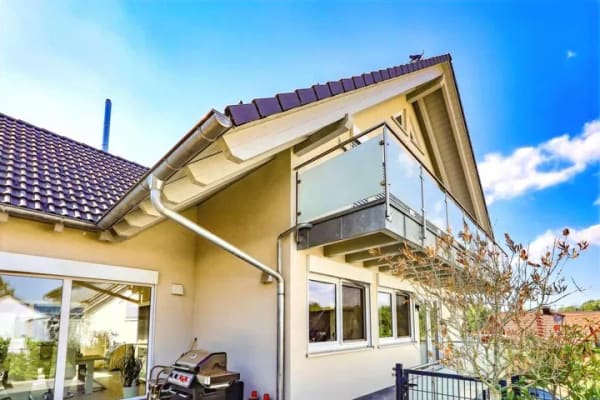 Immobilie in Schwörstadt - Exklusives Wohnhaus – neuwertig, hochwertig und mit außergewöhnlichem Wohnkomfort!! - Bild 1
