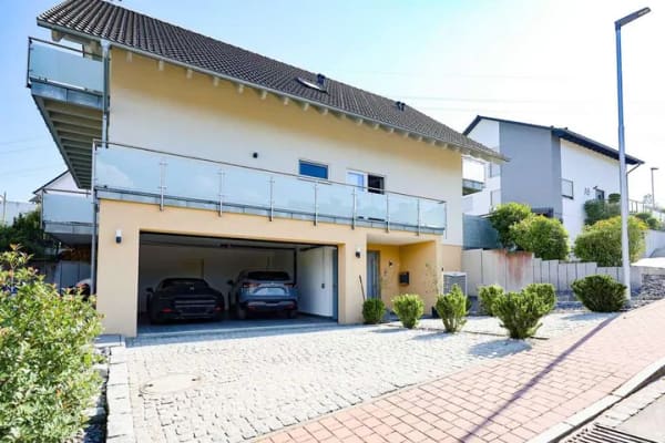 Immobilie in Schwörstadt - Exklusives Wohnhaus – neuwertig, hochwertig und mit außergewöhnlichem Wohnkomfort!! - Bild 2