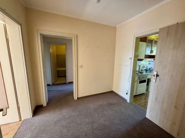 Immobilie in Neuburg an der Donau - Rein in die eigene Bude - bezugsfreie Etagenwohnung! - Bild 2