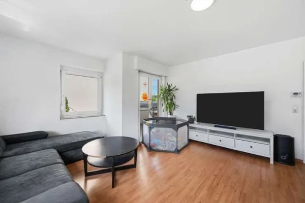 Immobilie in Kornwestheim - provisionsfreie 3-Zi.-Whg. mit Balkon und Stellplatz in Kornwestheim - Bild 1