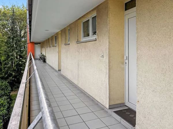 Immobilie in Velbert - Solide Kapitalanlage – 2-Zimmer-Wohnung mit Loggia und langfristigem Mietverhältnis in Velbert - Bild 3