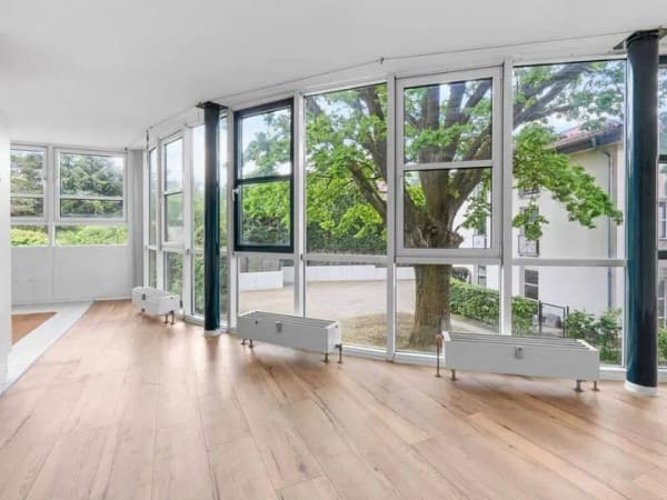 Immobilie in Woltersdorf - Renditestarke Erdgeschosswohnung - barrierefreie 2 Zimmer Wohnung mit Tiefgarage und Panoramafront - Bild 0