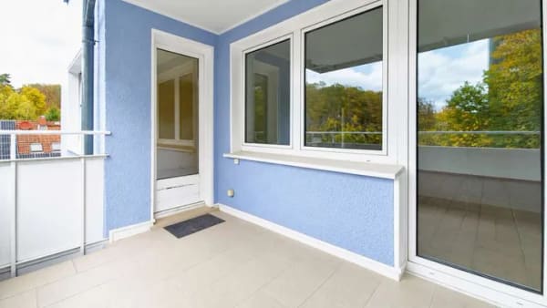 Immobilie in Iserlohn - 3-Zimmer-Eigentumswohnung mit Balkon und Potenzial zur individuellen Gestaltung - Bild 1
