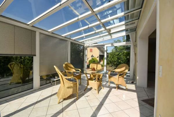 Immobilie in Vechelde - Gepflegtes Einfamilienhaus mit Wintergarten, Keller und Garage auf wunderschönem Grundstück! - Bild 2