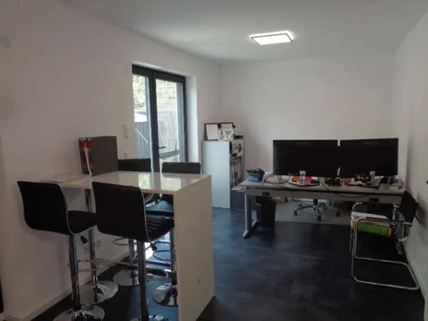 Immobilie in Elsenfeld - Elsenfeld- Schippach: Neuwertiges Reihenmittelhaus mit158m² Wohnfläche und idyllischem Garten - Bild 1