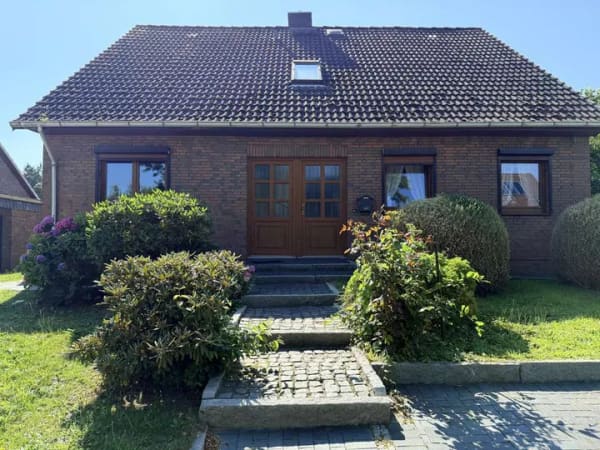 Immobilie in Hitzhusen - Viel Platz für eine Familie mit Kindern und Haustieren - Bild 1